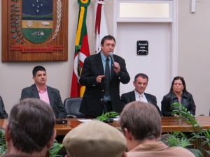 Palestra sobre Orçamento Impositivo abriu o  Encontro Nacional dos Legislativos Municipais em Encantado