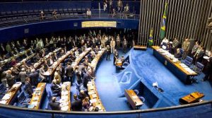 PEC da Reforma Política deve retornar ao plenário na semana do Congresso da UVB