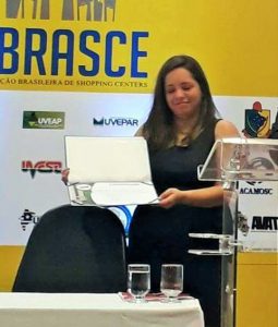 Barbara Krysttal falou sobre o Perfil de Resultados do Sistema de Controle e Controladorias no Brasil