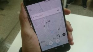 Vereadores aprovam projeto que regulamenta serviço da Uber em Maceió