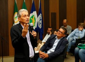 Neurilan defende união de vereadores e prefeitos em defesa dos municípios