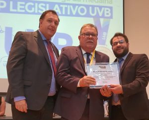 UVB homenageia Superintende da UVB-Nordeste no Top Legislativo