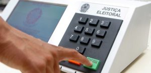 Sistema eletrônico de votação garante segurança do voto e liberdade democrática