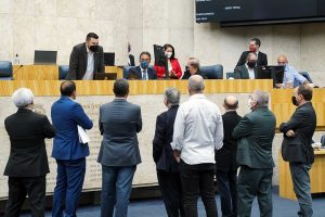 Câmara de Vereadores de SP aprova em 1º turno o projeto de lei para volta às aulas na cidade de SP