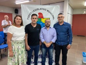 Câmara municipal de Palmitos/SC elege nova diretoria