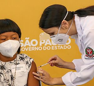 Início da vacinação de crianças contra covid-19 repercute entre os senadores