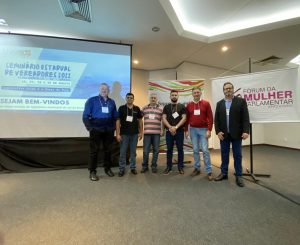 Vereadores de Maravilha participam do Seminário Estadual da UVESC