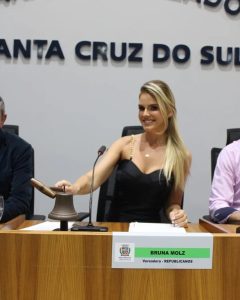 Bruna Molz é eleita presidente do Legislativo para 2023