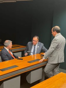 Conzatti se reúne com secretário da SECOM, Maneco Hassen