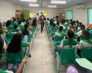 Estudantes de Toritama/PE  recebem aula sobre o Legislativo e Cidadania