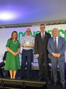 UVB e UVESP homenageia Comandante da Aeronáutica