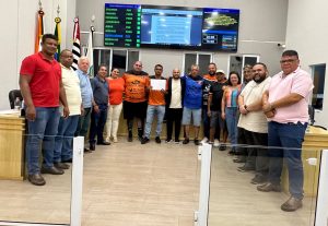 Holambra/SP- Câmara homenageia time de futebol holambrense por iniciativa de conscientização ao autismo