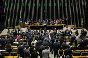 Congresso altera LDO para facilitar apoio ao RS e a pessoas com autismo