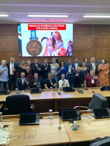 Seminário de Legislativos é marcado com a entrega da Medalha Evidencia Nacional Causa Animal