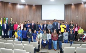 Chapadão do Sul/MS- Câmara recebe alunos das escolas Aroeira e Pedra Branca e destaca a inclusão social em Sessão Ordinária